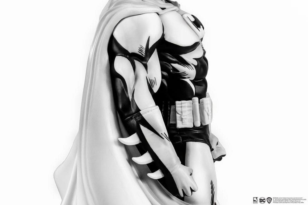 Batman PX PVC Statue 1/8 SDCC 2024 Batman Black & White Version 27 cm Image 8