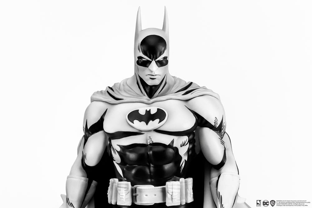 Batman PX PVC Statue 1/8 SDCC 2024 Batman Black & White Version 27 cm Image 9