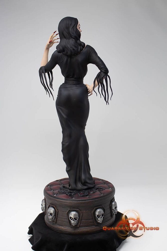 Vampira Statue 1/6 Queen of the Ghouls 43 cm Image 5