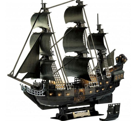 Pirates of the Caribbean: Salazars Rache 3D Puzzle Black Pearl LED Edition Image 1