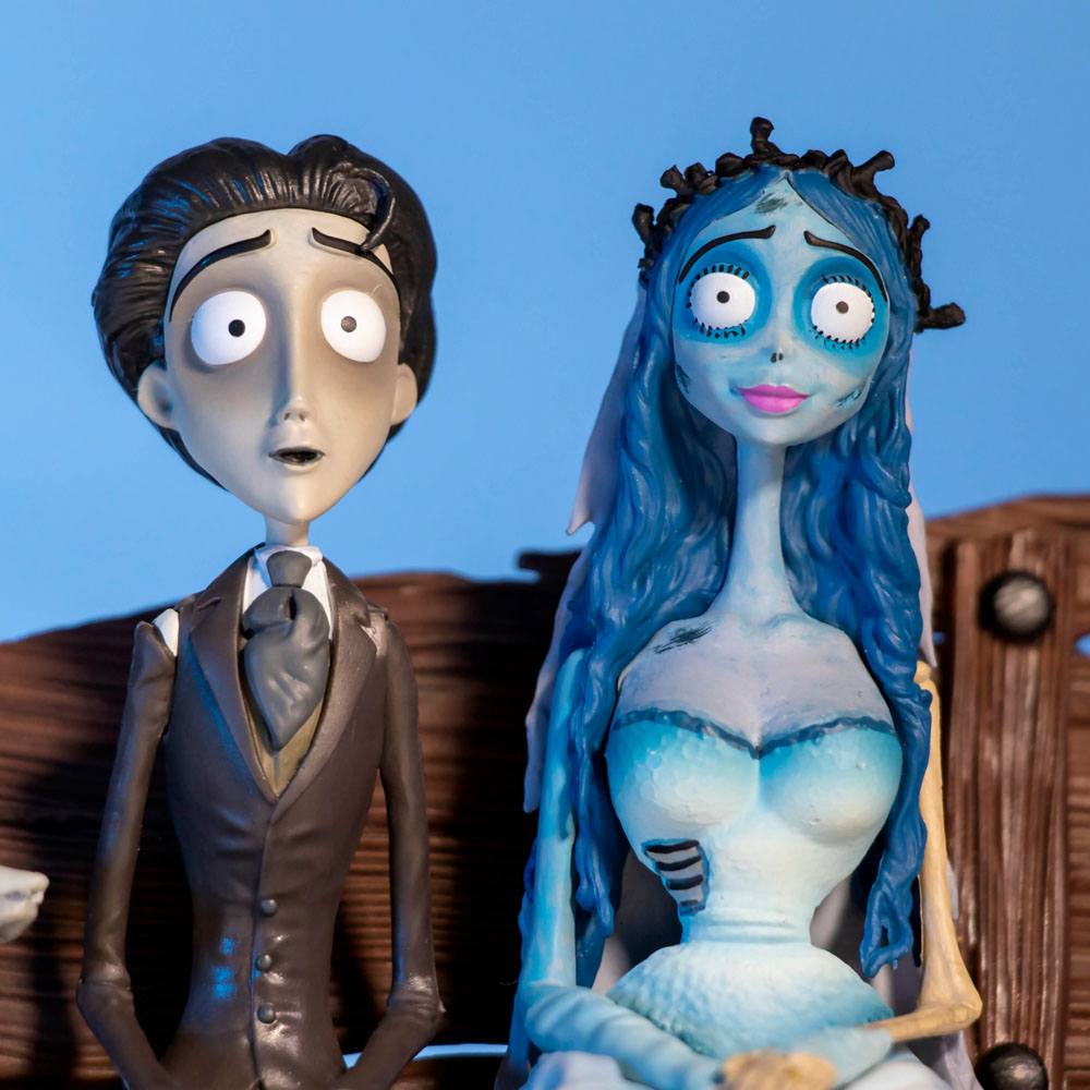 Corpse Bride PVC Statue Zero Time to Rest Image 6