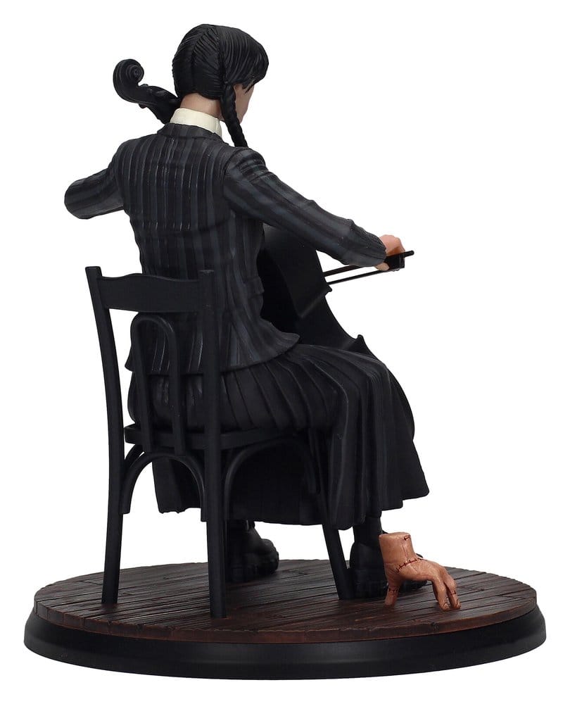 Wednesday Cello-Figur mit figurativem Schlüsselanhänger 20 cm Image 3