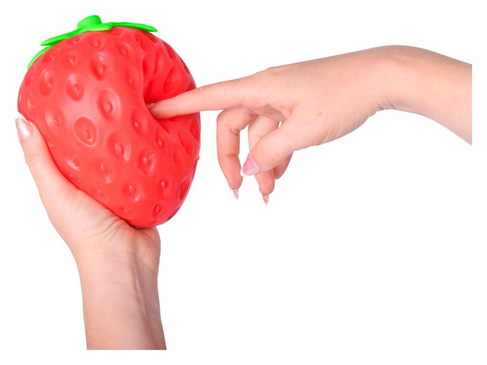 Squishy Dehnbare Figur Erdbeere 15 cm Display (4) Image 3