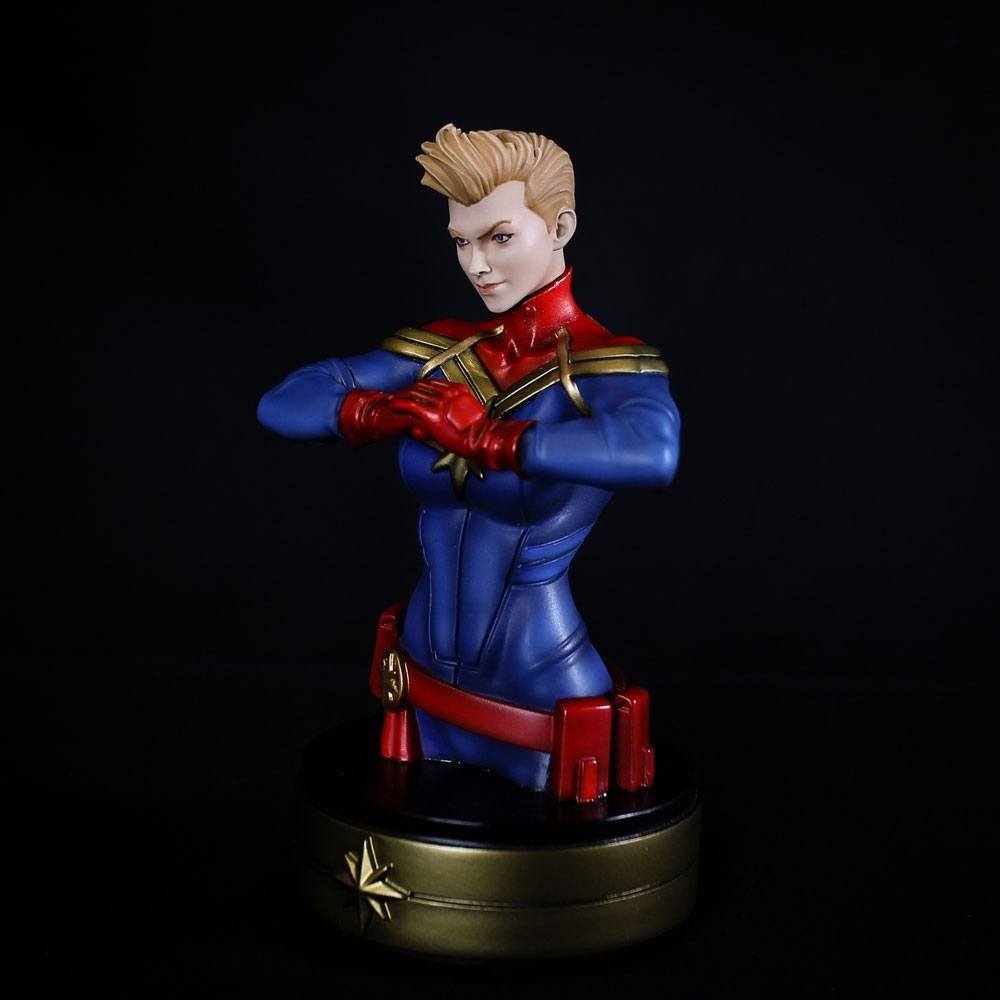Captain Marvel Büste Captain Marvel 20 cm Image 3