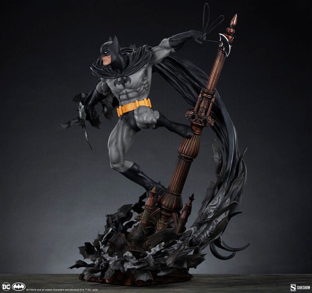 DC Comics Premium Format Statue Batman (Black Variant) Sideshow Exclusive 68 cm Image 5