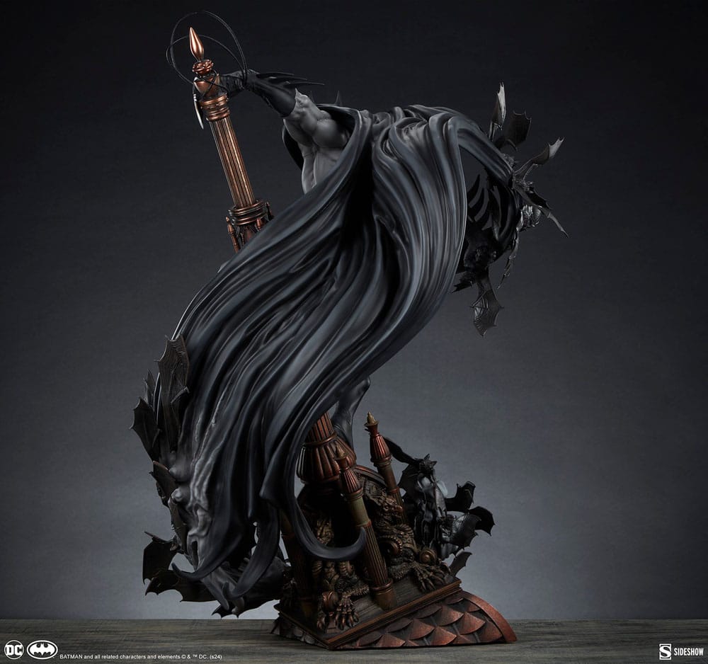 DC Comics Premium Format Statue Batman (Black Variant) Sideshow Exclusive 68 cm Image 6