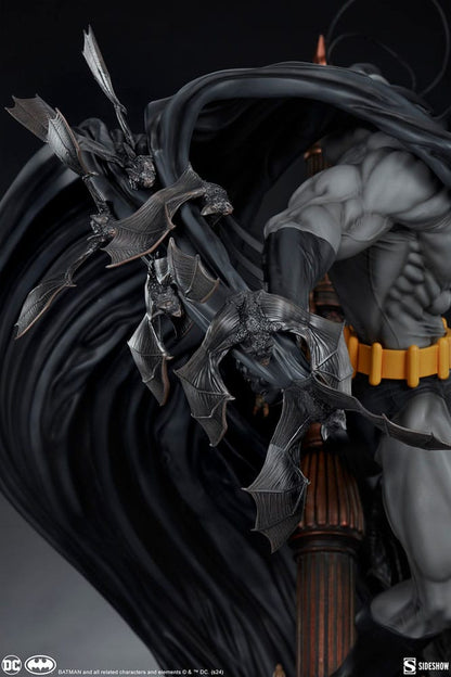 DC Comics Premium Format Statue Batman (Black Variant) Sideshow Exclusive 68 cm Image 10