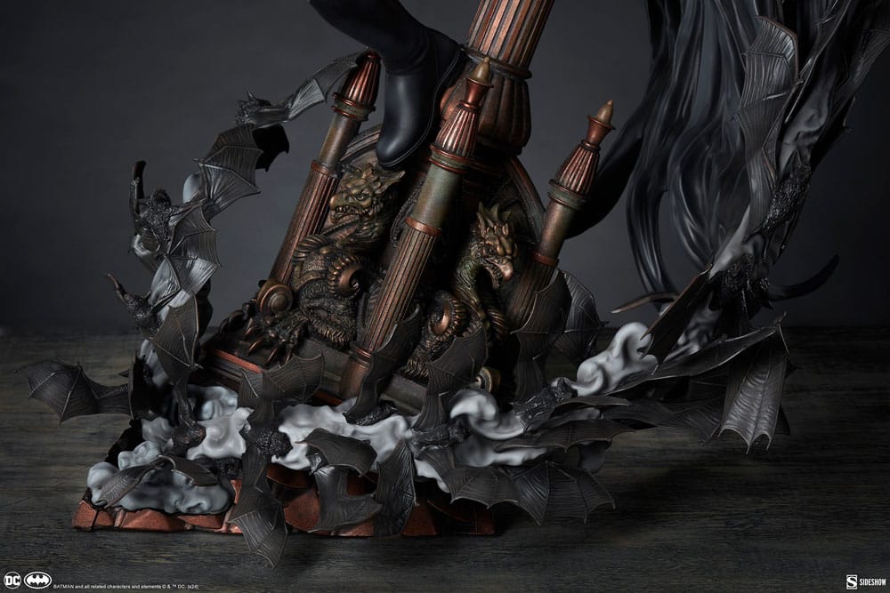 DC Comics Premium Format Statue Batman (Black Variant) Sideshow Exclusive 68 cm Image 11