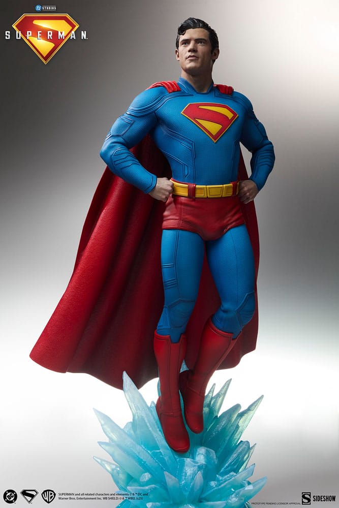 Superman (2025) Premium Format Statue Superman 61 cm Image 4