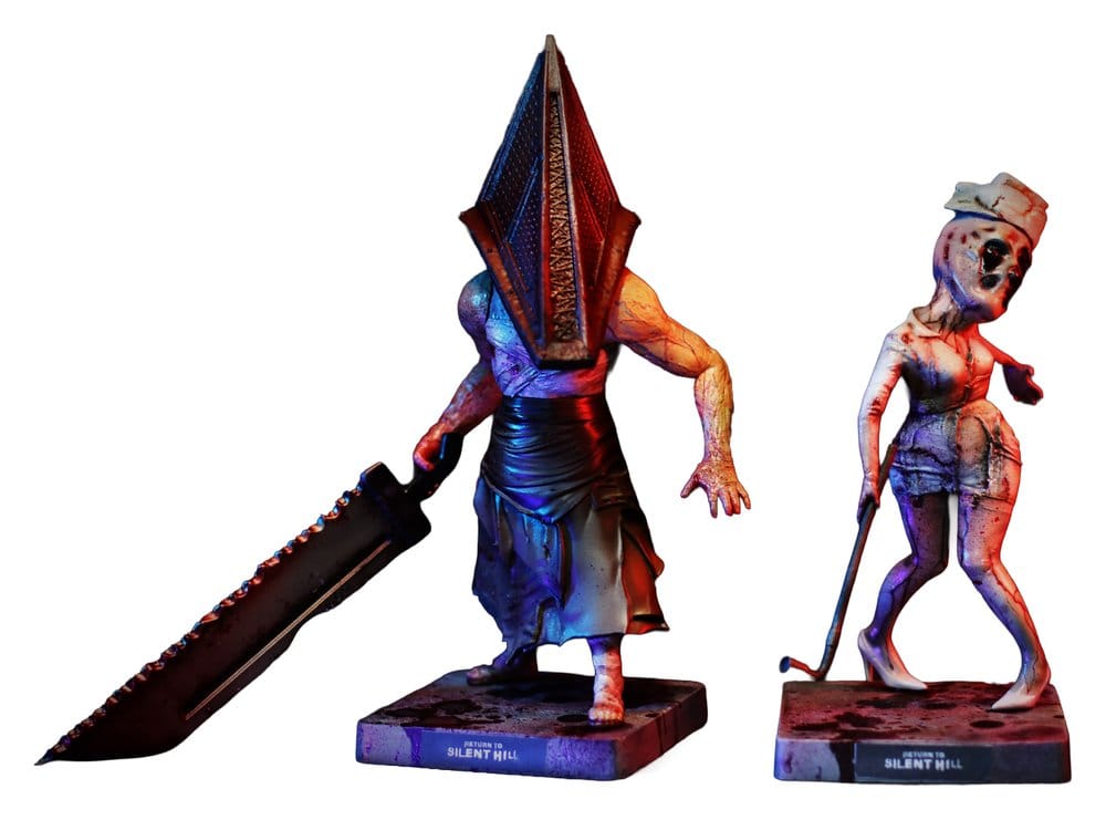 Return to Silent Hill (2026) DefoStyle Figuren 2er-Pack Pyramid Head 20 cm & Bubble Head Nurse 17 cm Image