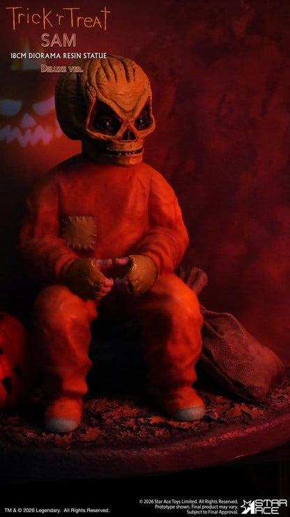 Trick R Treat Diorama Resin Statue Sam DX 18 cm Image 3
