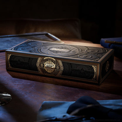 James Bond Spielkarten Box Set James Bond Gold Edition Image 4