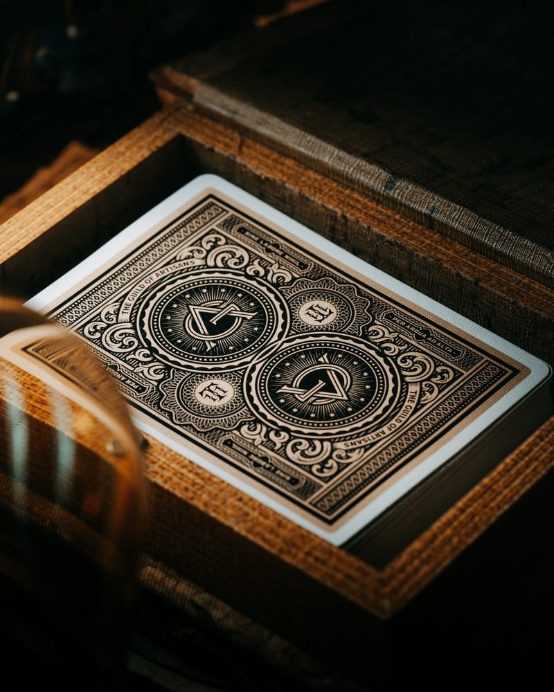 Theory 11 Spielkarten-Set Artisan Luxury Box Image 5