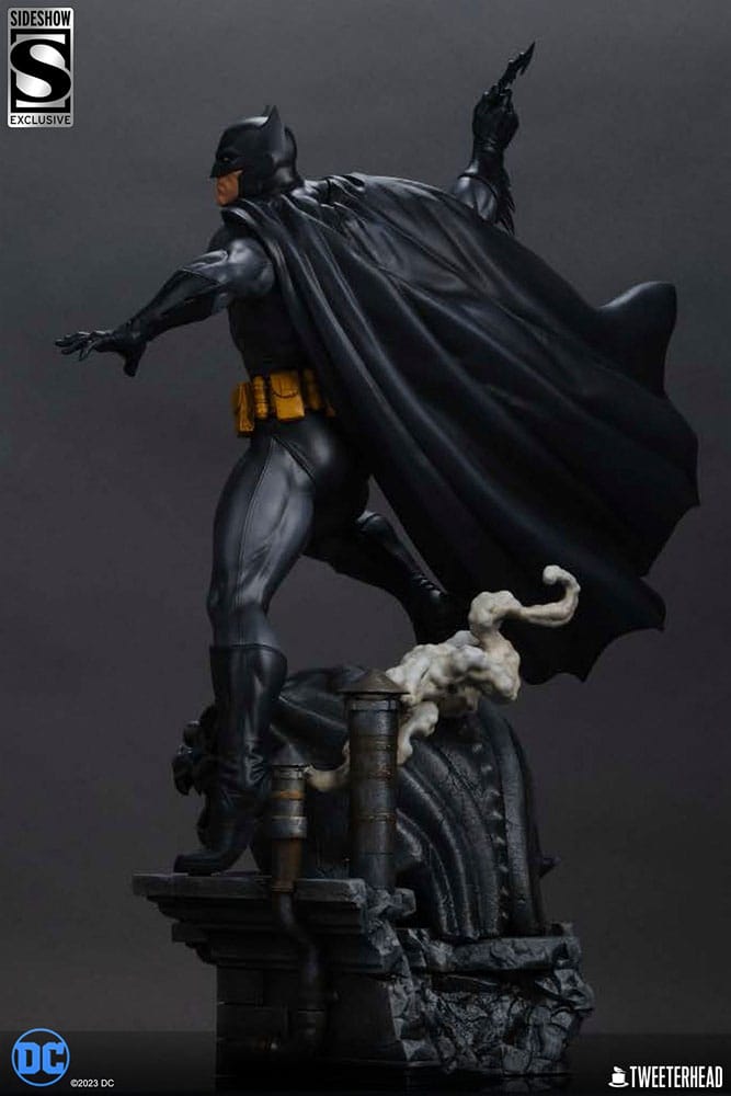DC Comics Maquette 1/4 Batman (Black and Gray Edition) 66 cm Image 9