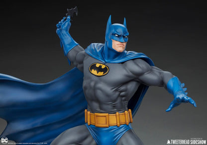 DC Comics Maquette 1/6 Batman (Retro Edition) 50 cm Image 11