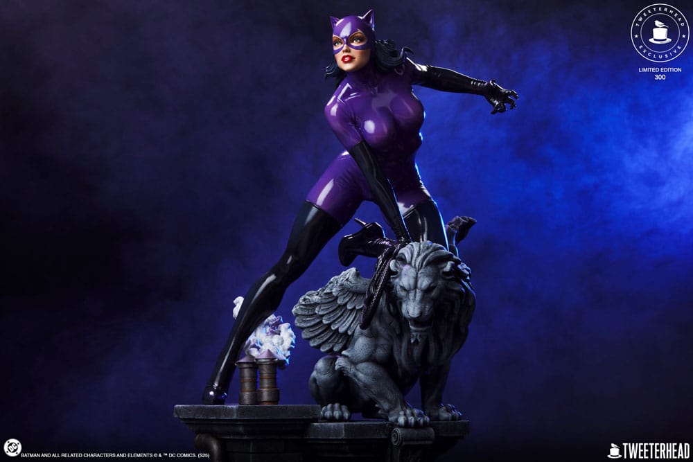 DC Comics Maquette 1/6 Catwoman (Purple Edition) 35 cm Image 5