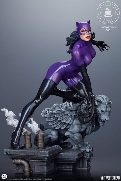 DC Comics Maquette 1/6 Catwoman (Purple Edition) 35 cm Image 10