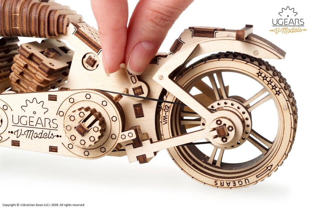 Ugears 3D-Holzpuzzle Motorrad VM-02 Image 5