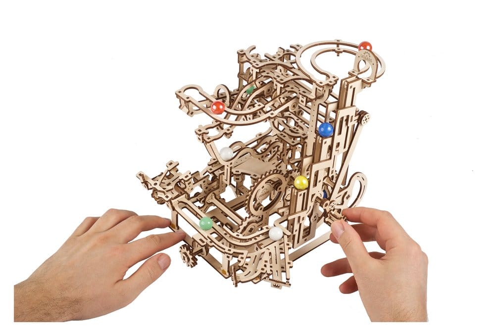Ugears 3D-Holzpuzzle Murmelbahn mit Stufenwinde Image 26