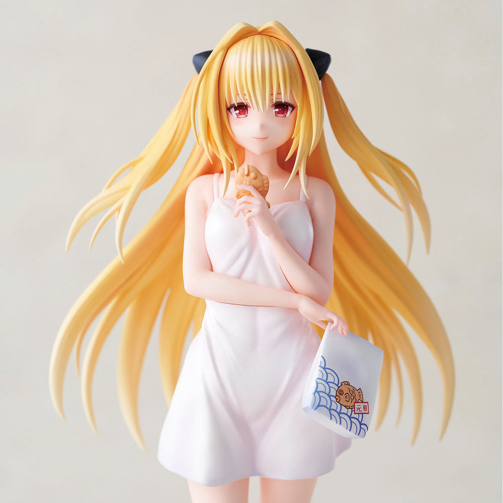 Love Trouble PVC 1/6 Statue Golden Darkness (Yami) 26 cm Image 4