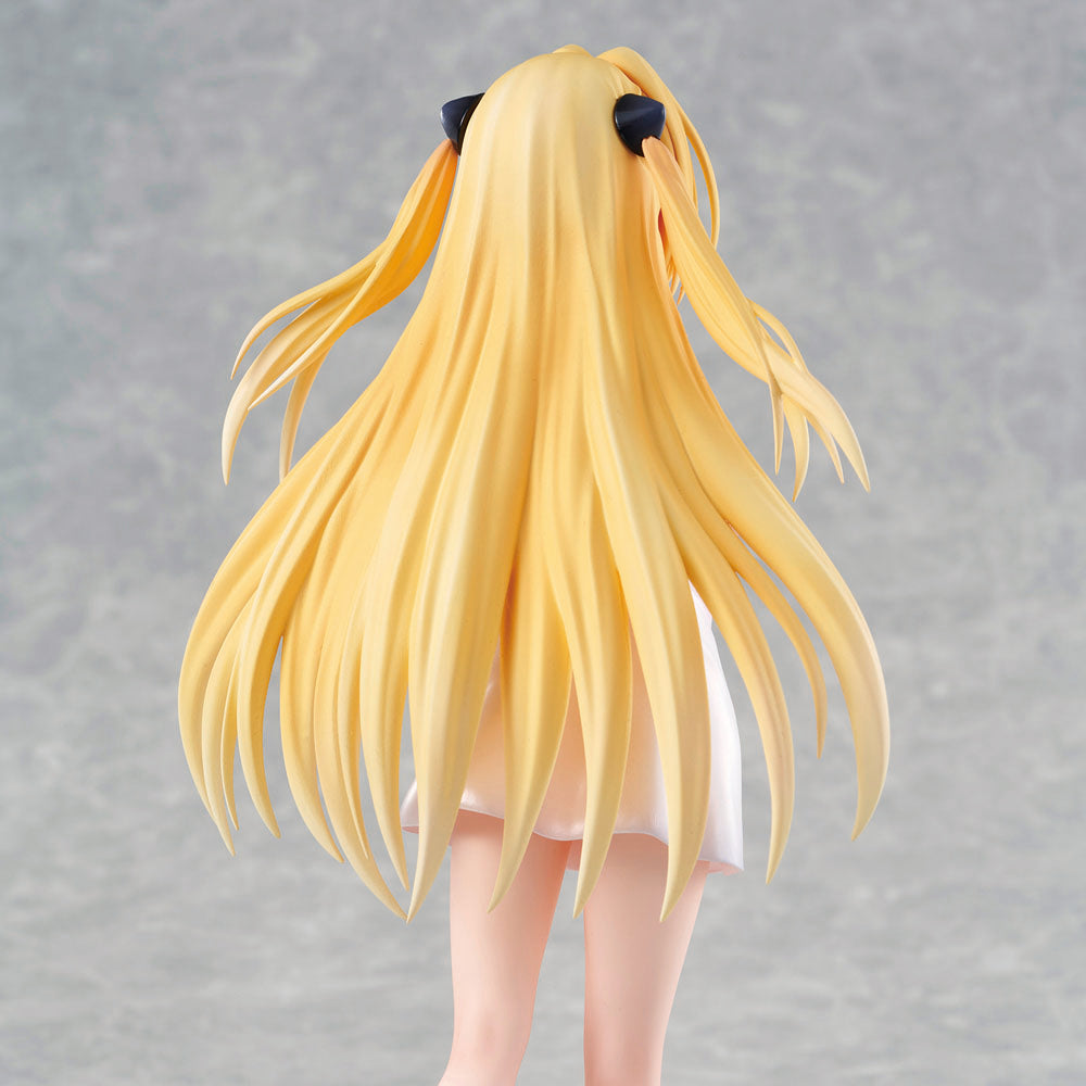 Love Trouble PVC 1/6 Statue Golden Darkness (Yami) 26 cm Image 6