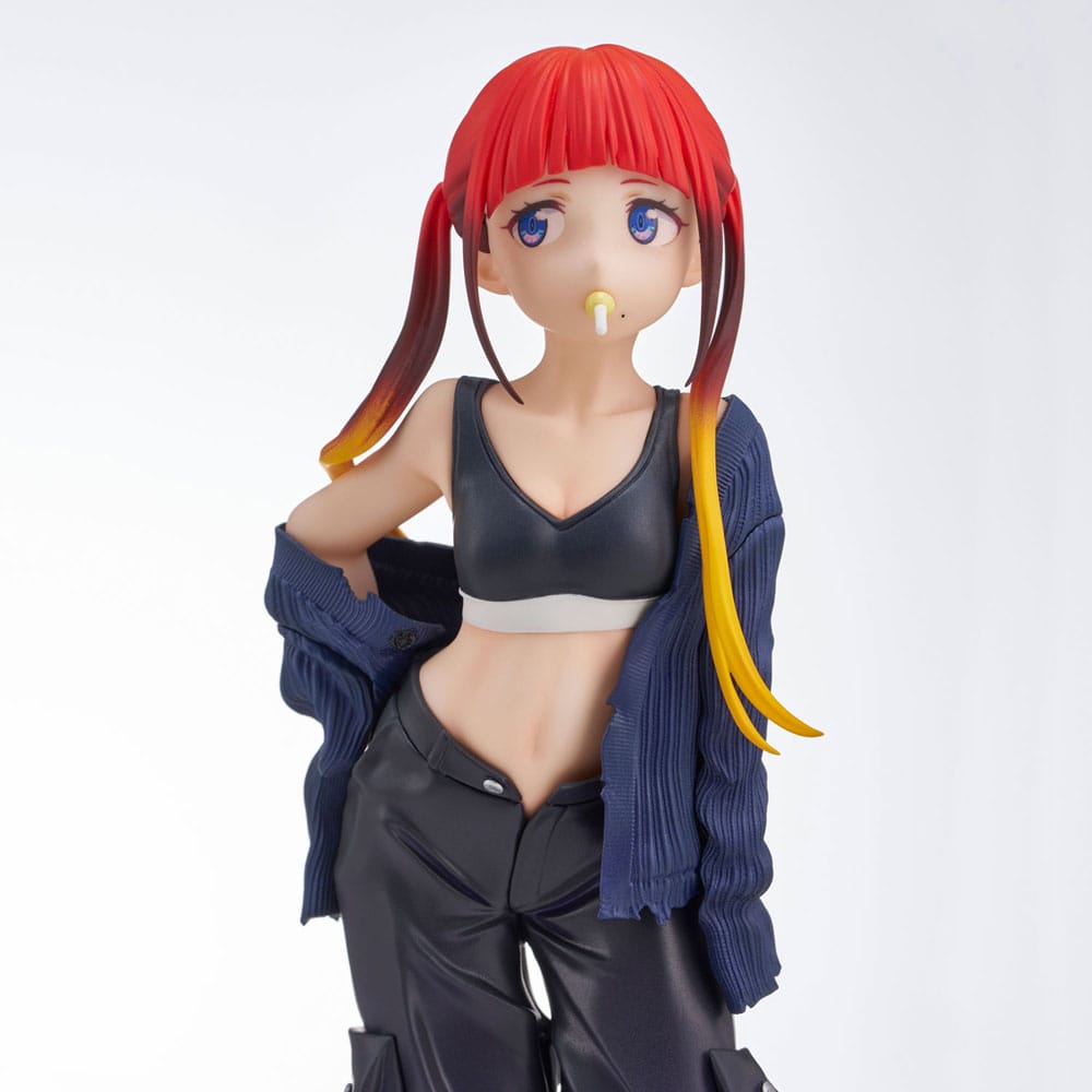 Gridman Universe Zozo Black Collection Statue PVC Chise Asukagawa 21 cm Image 15