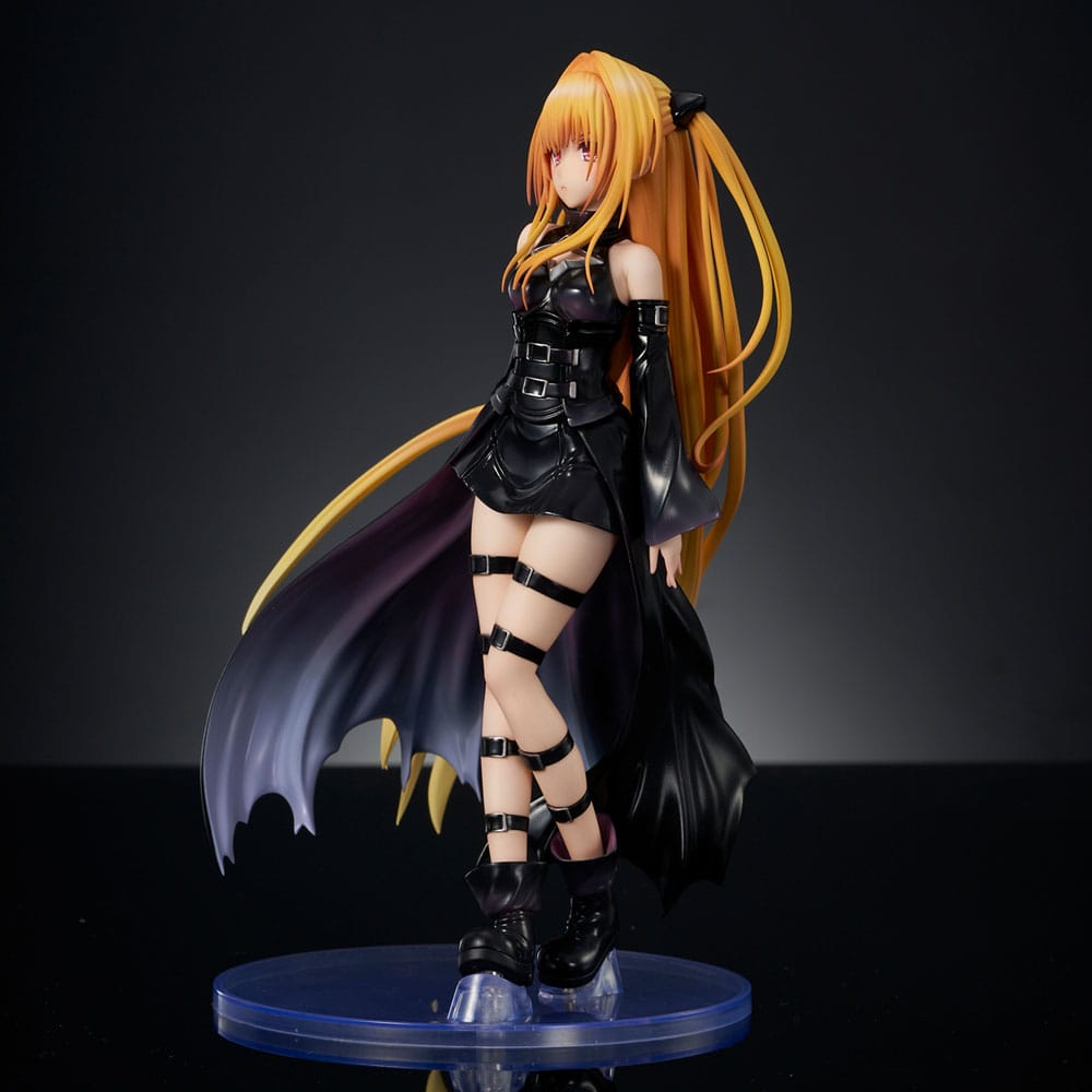 To Love-Ru Darkness PVC Statue 1/6 Golden Darkness Black Trance Version 20 cm Image 4