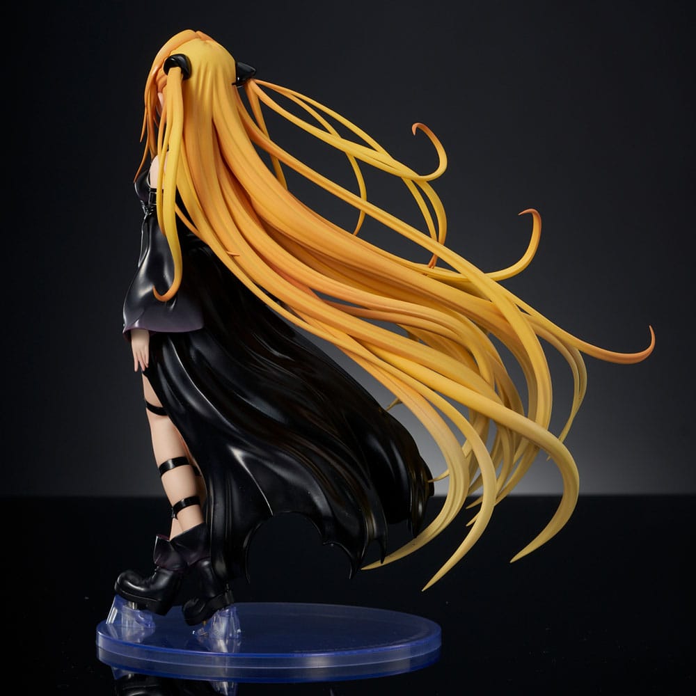 To Love-Ru Darkness PVC Statue 1/6 Golden Darkness Black Trance Version 20 cm Image 6