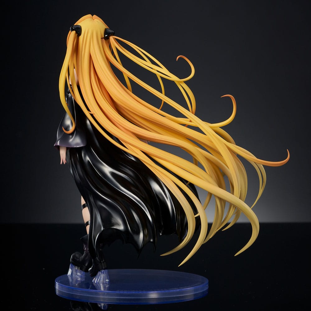 To Love-Ru Darkness PVC Statue 1/6 Golden Darkness Black Trance Version 20 cm Image 7