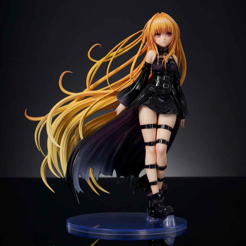 To Love-Ru Darkness PVC Statue 1/6 Golden Darkness Black Trance Version 20 cm Image 11