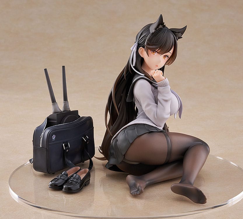 Azur Lane PVC Statue Atago (School Traumerei) 13 cm Image 3