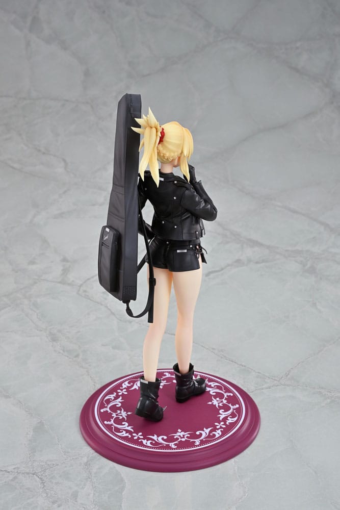 Fate/Apocrypha PVC Statue 1/7 Red Saber (Mordred) Original Glasses Model Ver. 22 cm Image 7