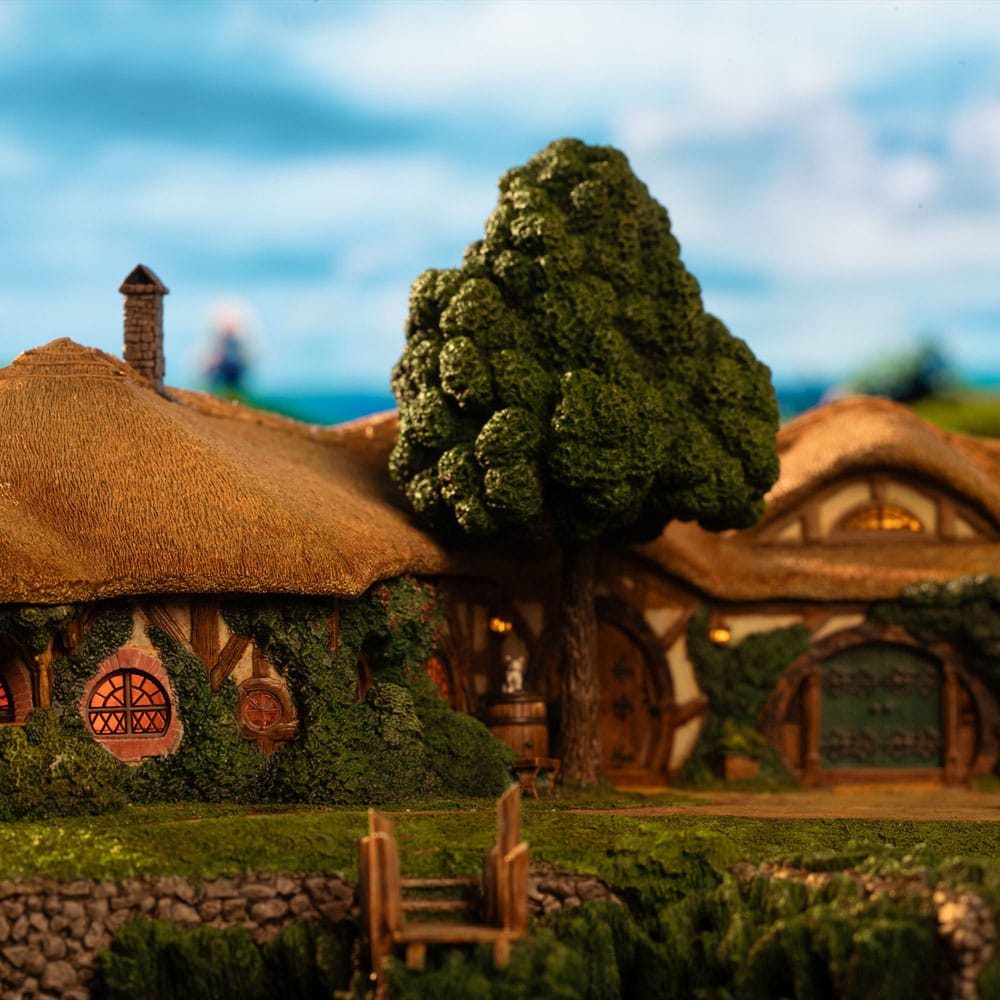 Herr der Ringe Statue The Green Dragon Inn Image 8
