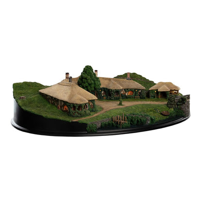 Herr der Ringe Statue The Green Dragon Inn Image 11