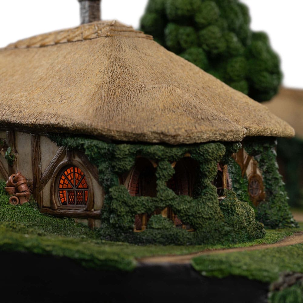 Herr der Ringe Statue The Green Dragon Inn Image 13