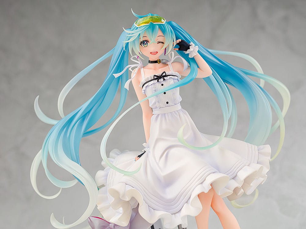 Hatsune Miku GT Project Original PVC Statue 1/7 Vacation Style Ver. 24 cm Image 4