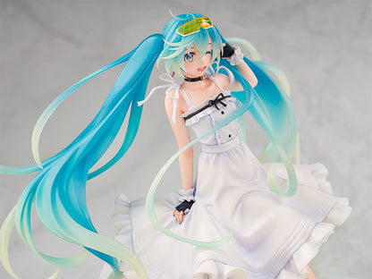 Hatsune Miku GT Project Original PVC Statue 1/7 Vacation Style Ver. 24 cm Image 5