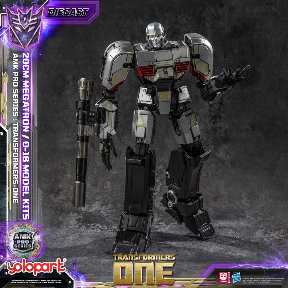 Transformers: Generation One AMK Pro Series Plastic Model Kit D-16/Megatron Final Form 20 cm Image 4