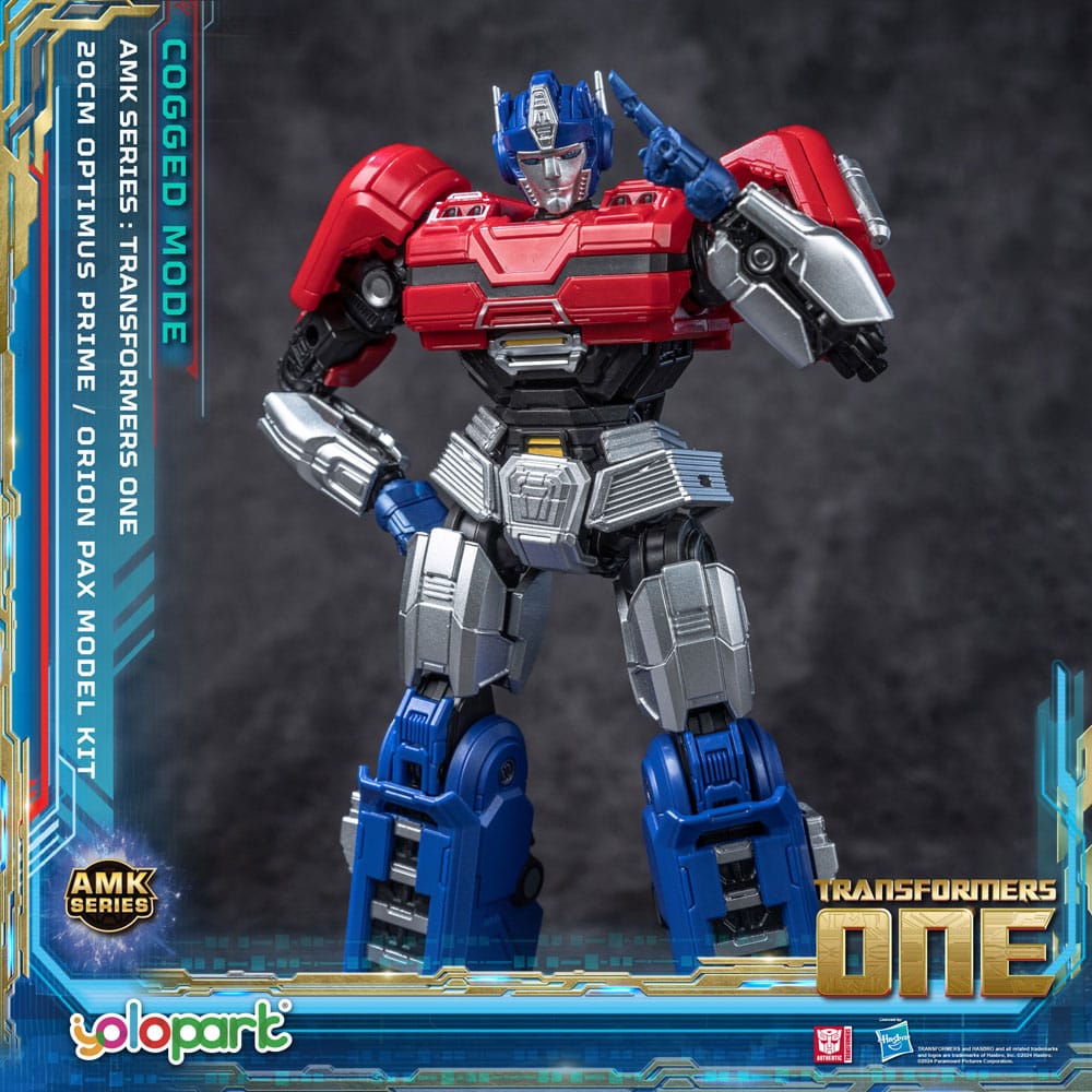 Transformers 8 AMK Series Plastic Model Kit Orion Pax 20 cm Image 7